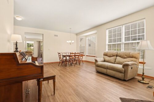 1151 Barkston Lane, Aurora, IL