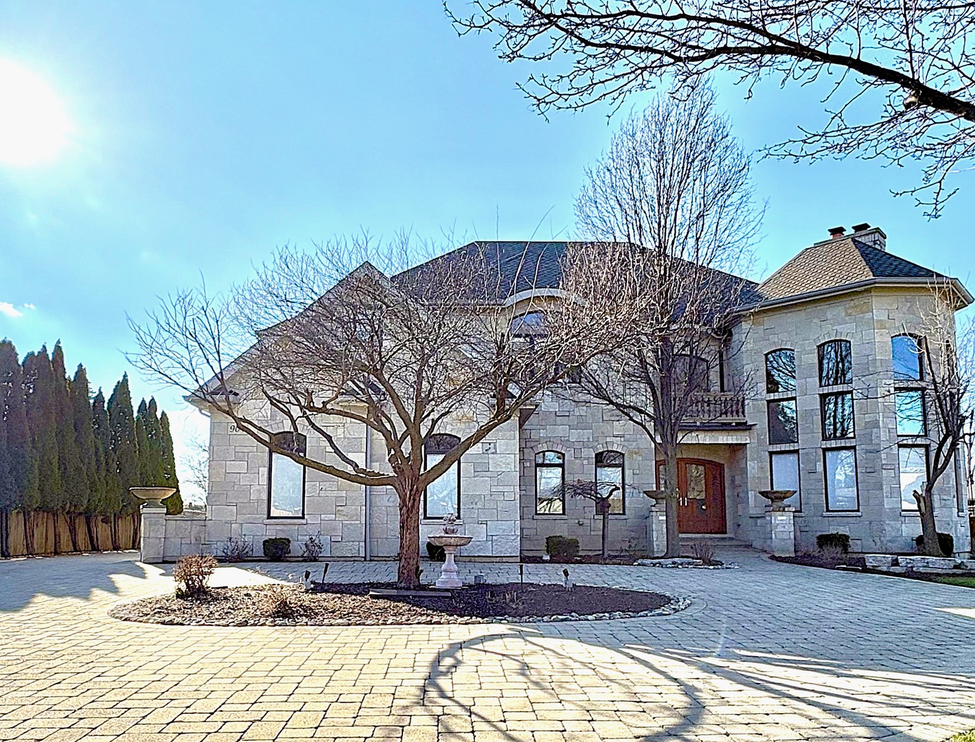 904 S Edgewood Lane, Mount Prospect, IL