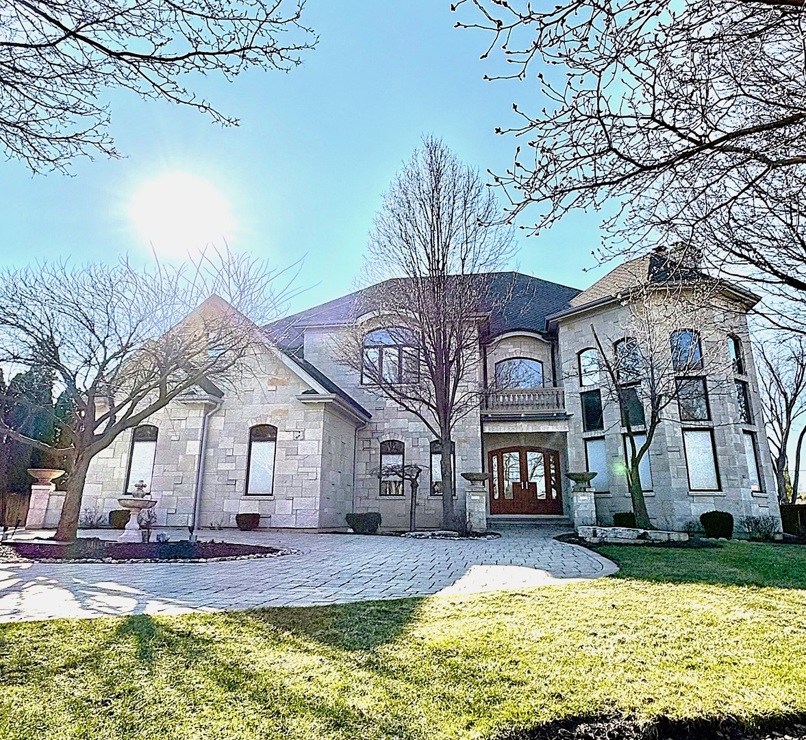 904 S Edgewood Lane, Mount Prospect, IL