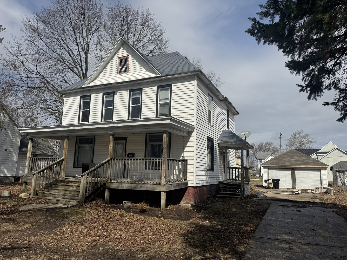 245 E Orleans Street, Paxton, IL