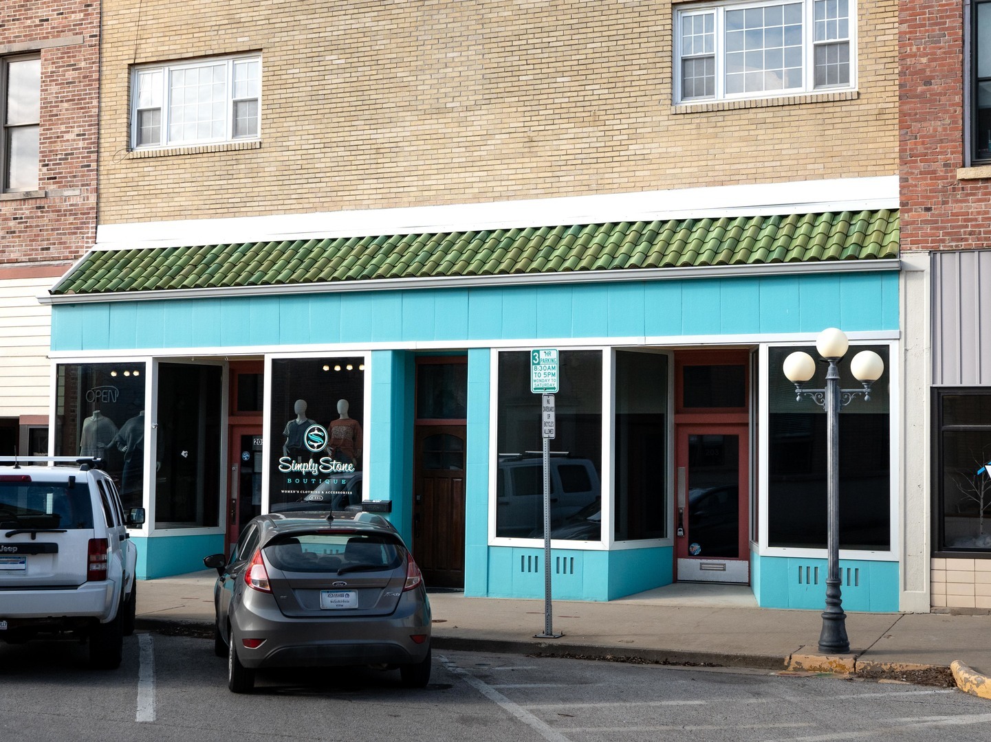 203 W Madison Street, Pontiac, IL
