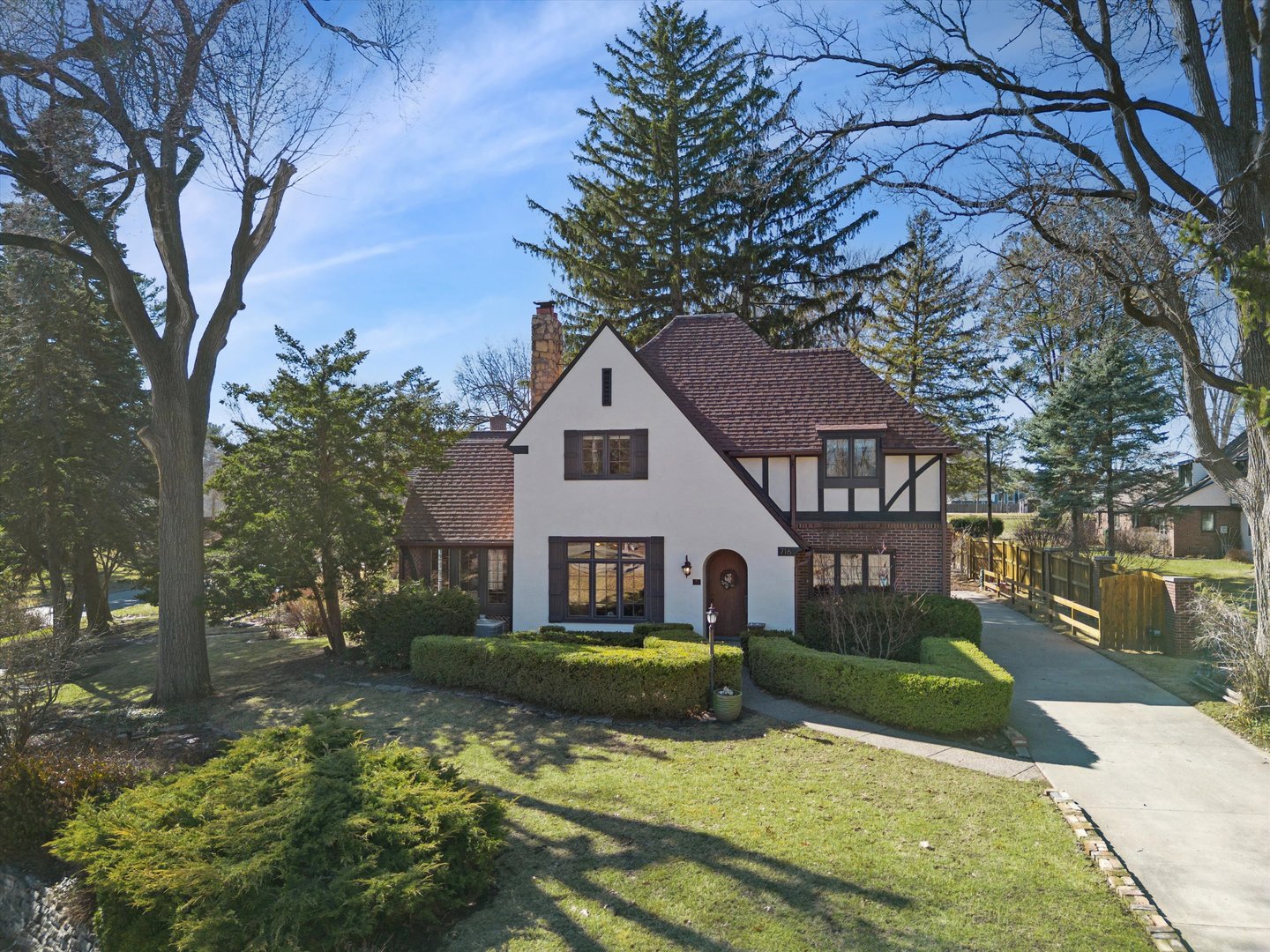 716 Terrace Drive, Clinton, IA