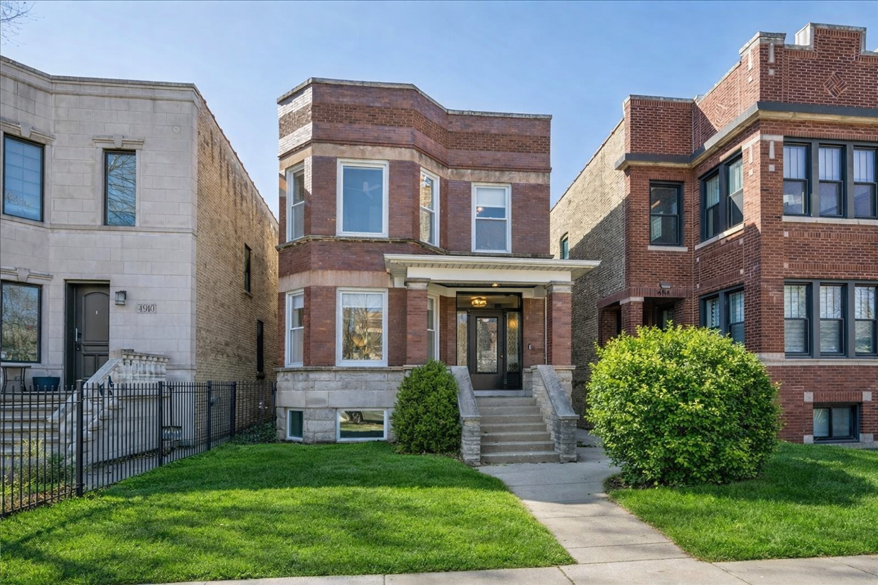4912 N Winchester Avenue, Chicago, IL