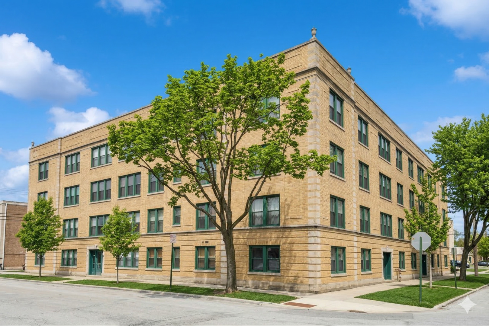 4900 Davis Street #3E, Skokie, IL