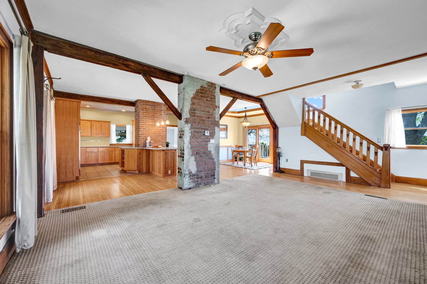 5664 Graff Road, Minier, IL