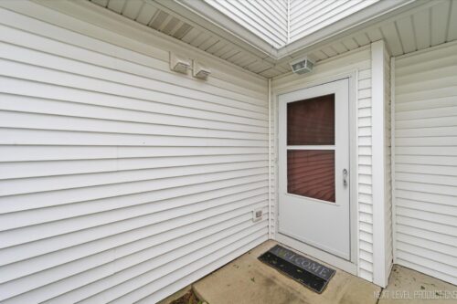 534 mallard Lane #B, Sugar Grove, IL