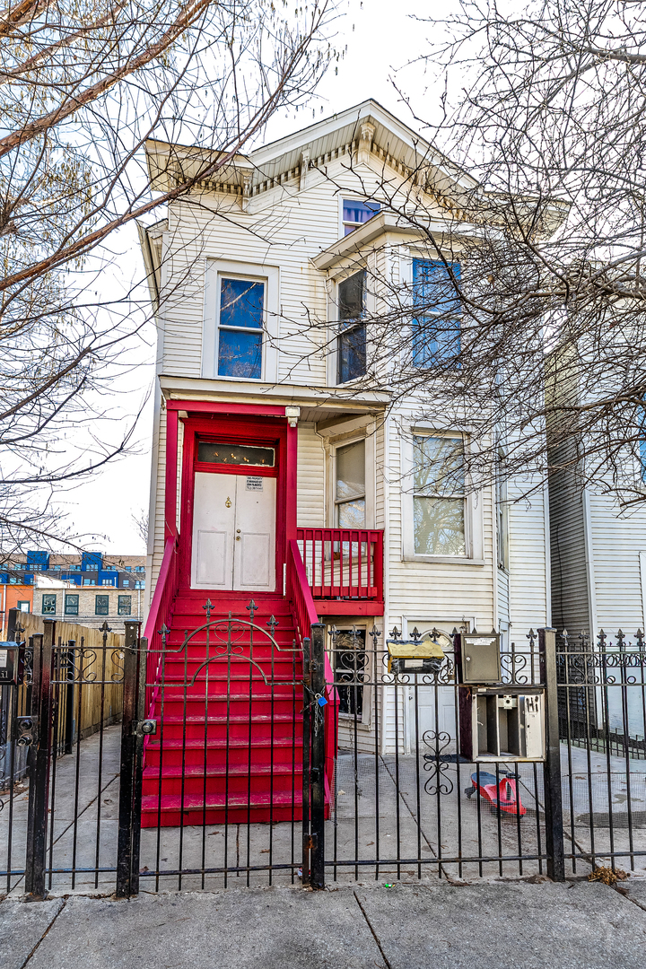 2423 W Moffat Street, Chicago, IL