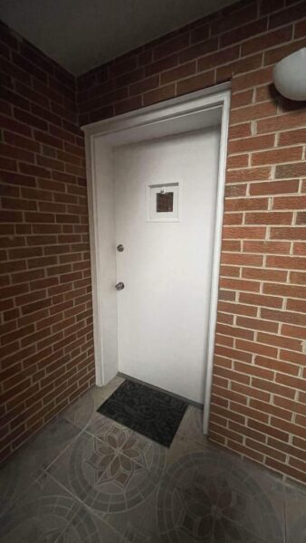 6152 W Rosedale Avenue #1, Chicago, IL
