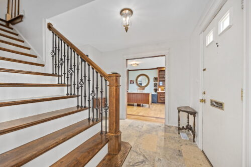 4821 Wallbank Avenue, Downers Grove, IL