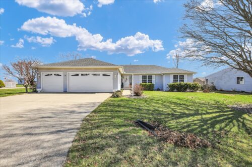 25 N Prairieview Avenue, Tuscola, IL