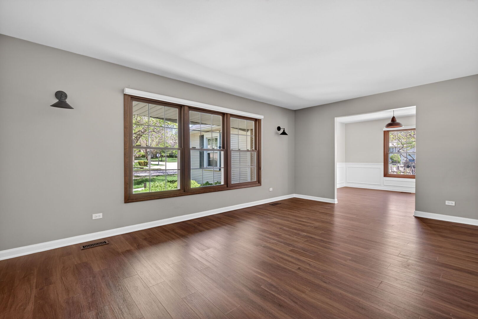 1105 Barcroft Court, Naperville, IL