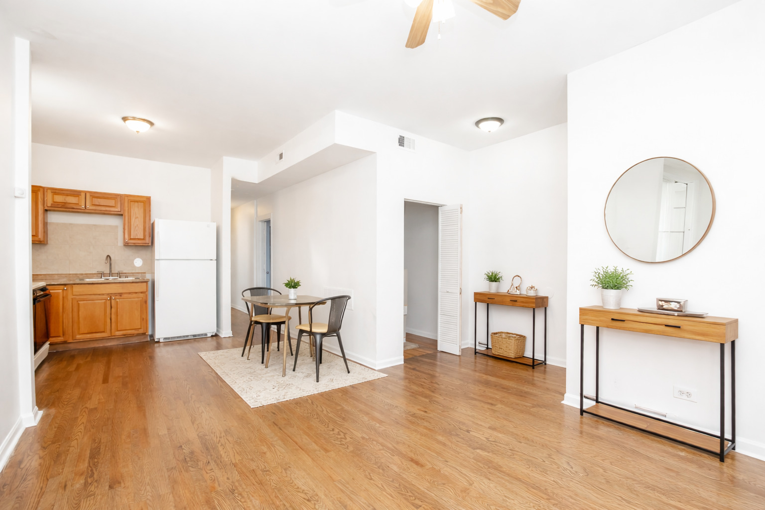 1306 S Central Park Avenue, Chicago, IL