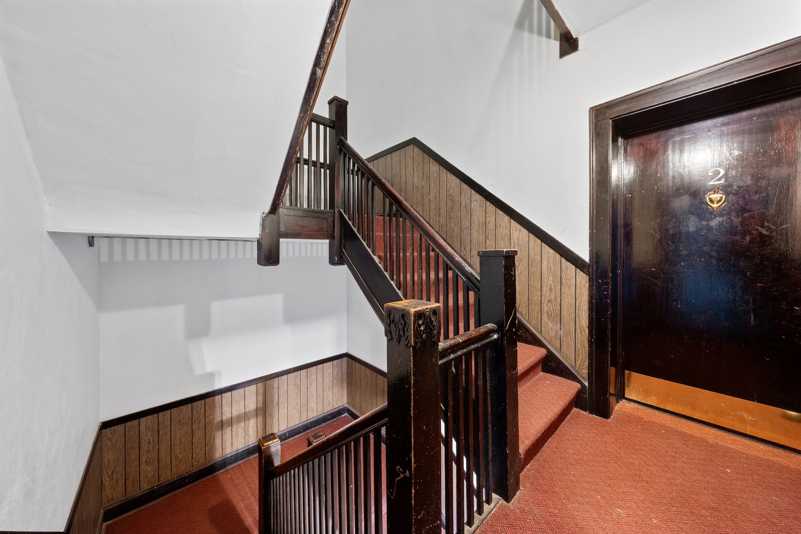 32 S Menard Avenue, Chicago, IL