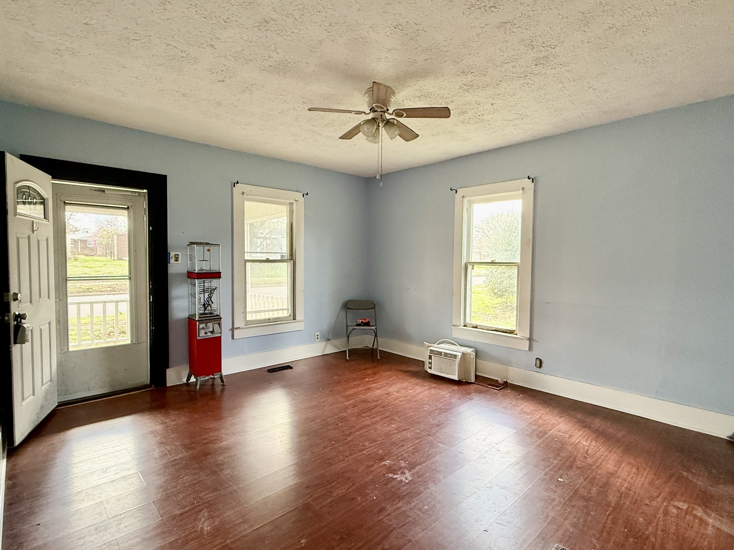 203 W 12th, Metropolis, IL