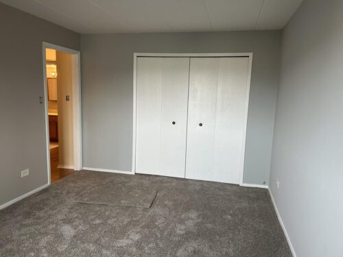 5321 Waterbury Drive #502, Crestwood, IL