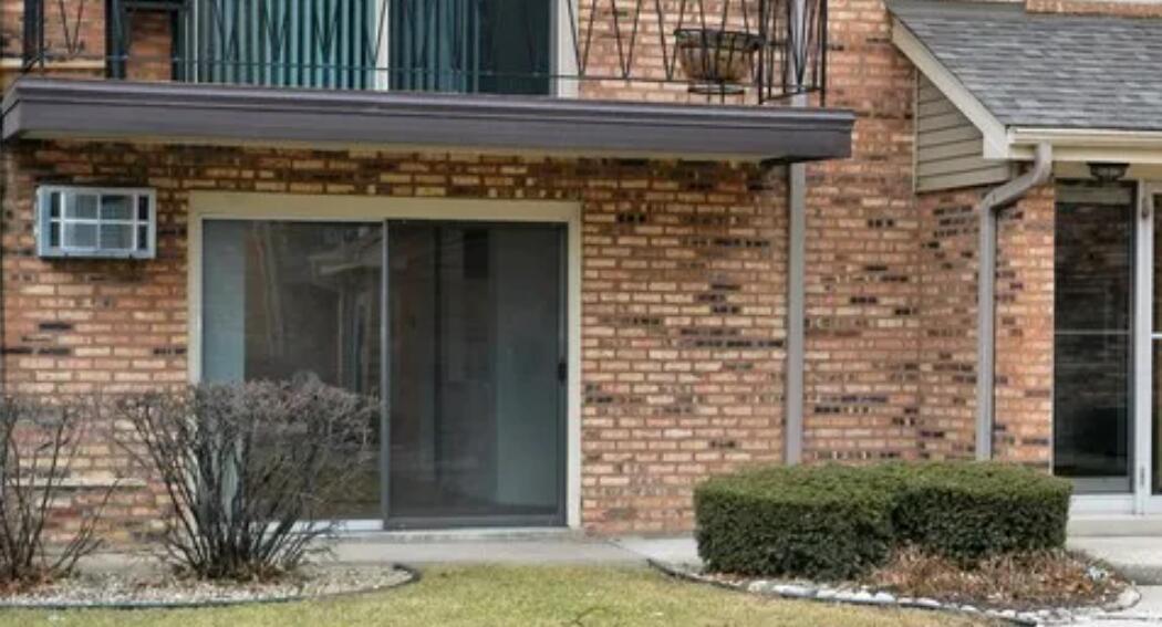 5321 Waterbury Drive #502, Crestwood, IL