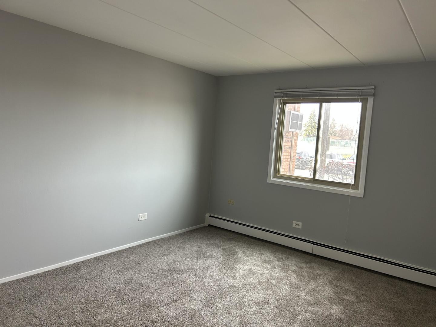 5321 Waterbury Drive #502, Crestwood, IL