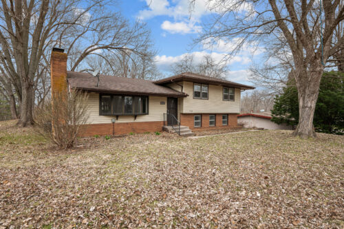 2412 W 3rd Street, Coal Valley, IL