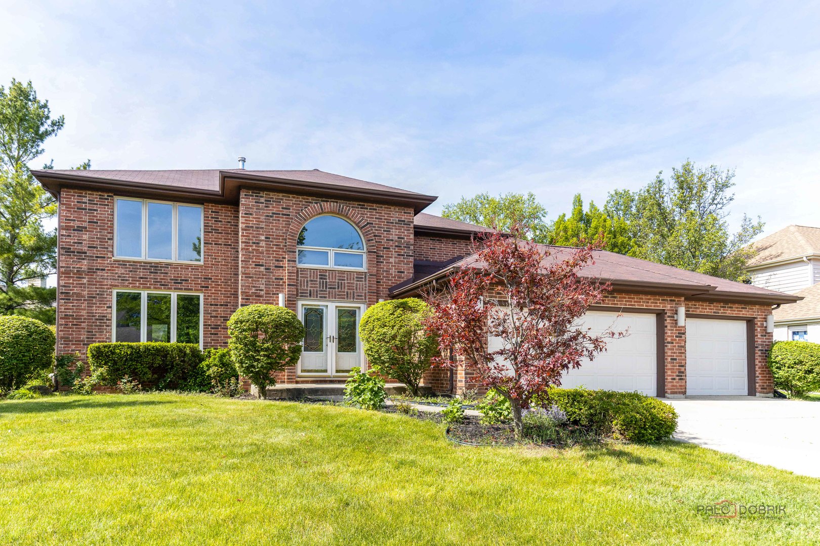 810 Edgemere Road, Buffalo Grove, IL