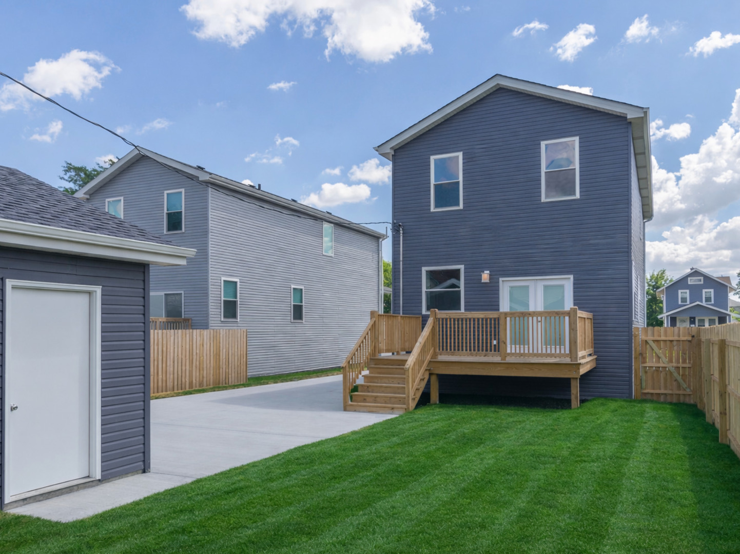 1110 S 3rd Avenue, Maywood, IL