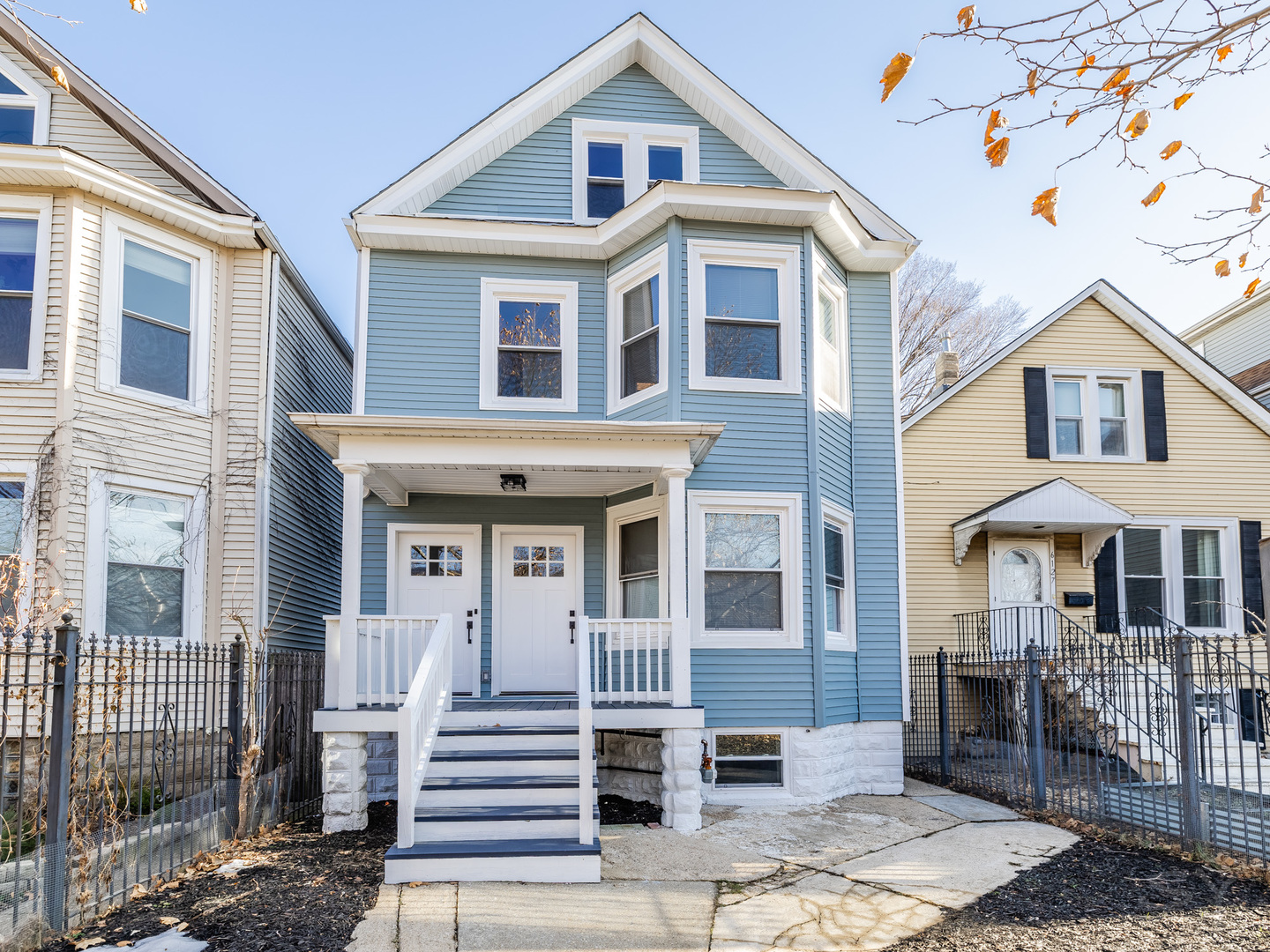 6129 N Ravenswood Avenue, Chicago, IL
