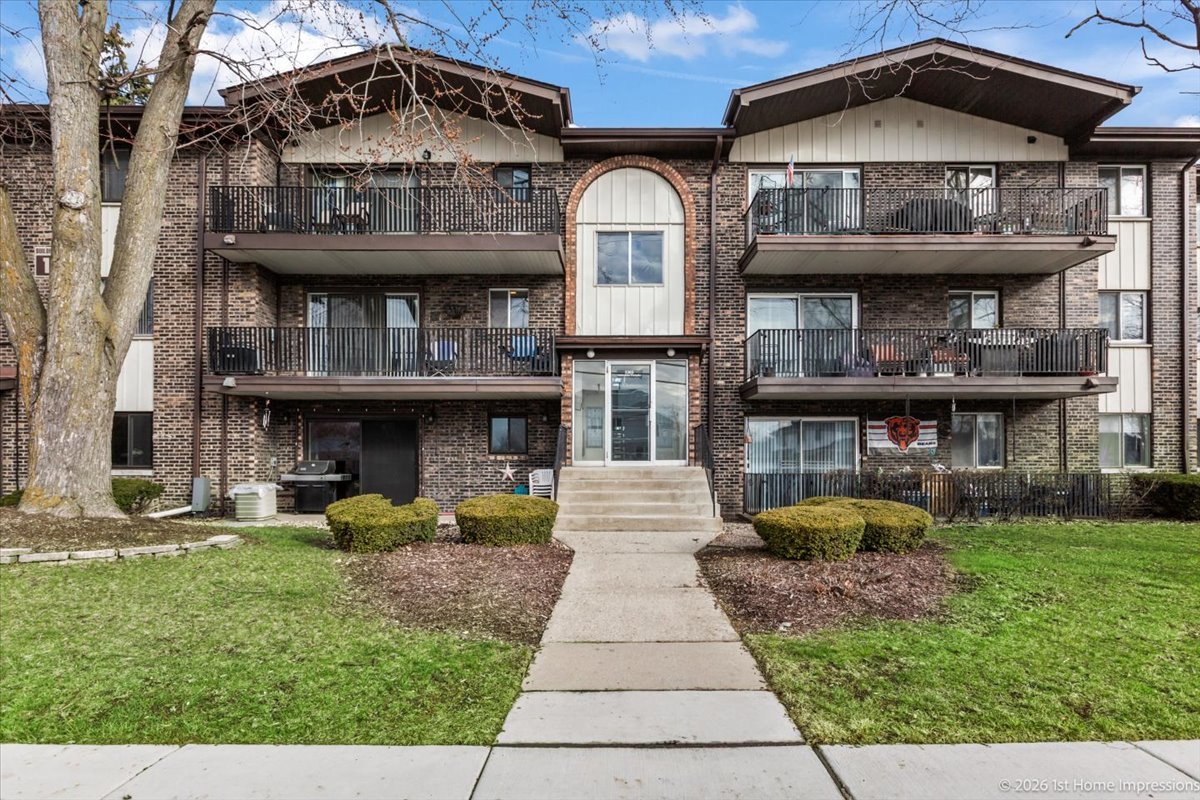 5202 Midlothian Turnpike #107, Crestwood, IL