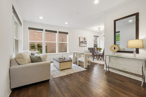 2520 Oak Avenue, Northbrook, IL