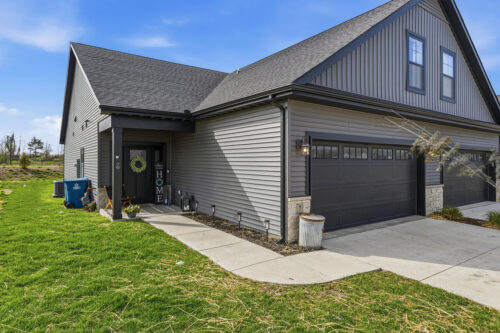 7 Prairie Trail, Monticello, IL