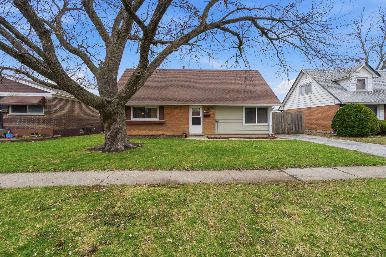 3924 167TH Place, Country Club Hills, IL