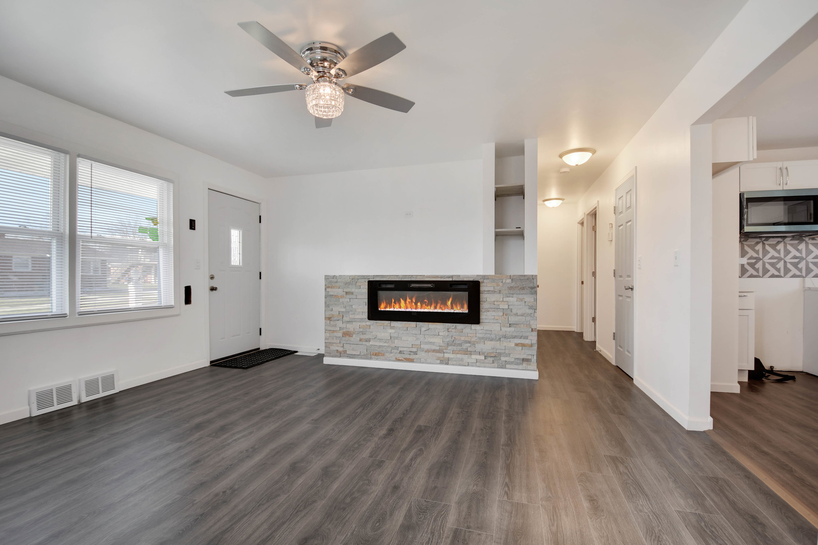 379 Hickory Street, Chicago Heights, IL