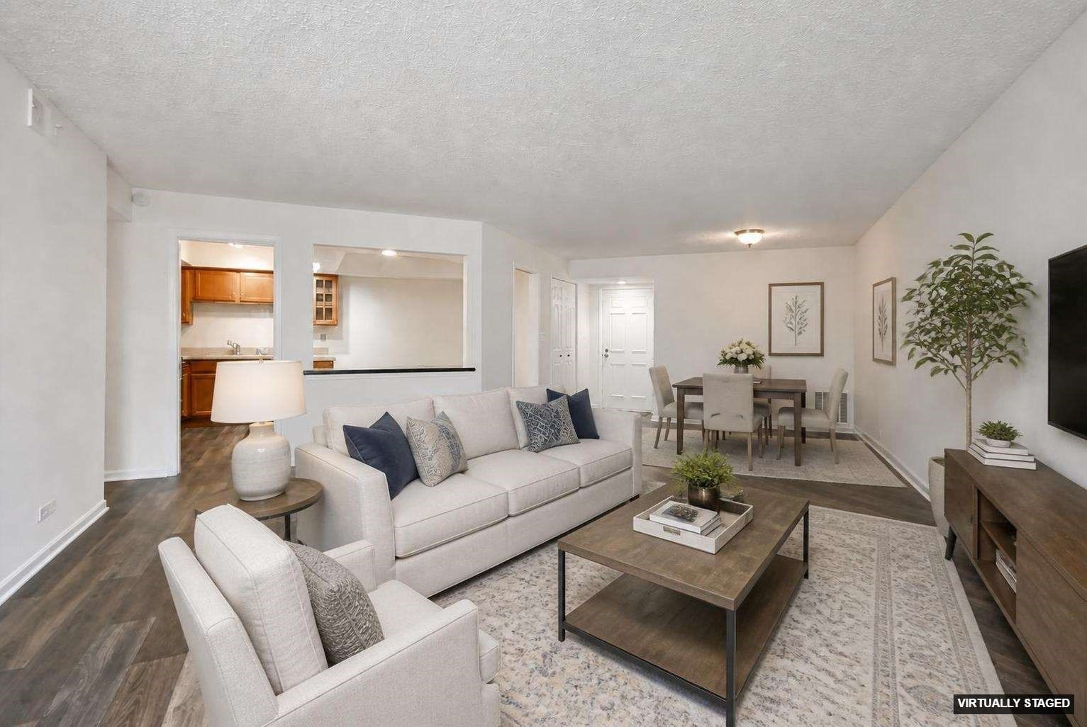 706 Waukegan Road #C203, Glenview, IL