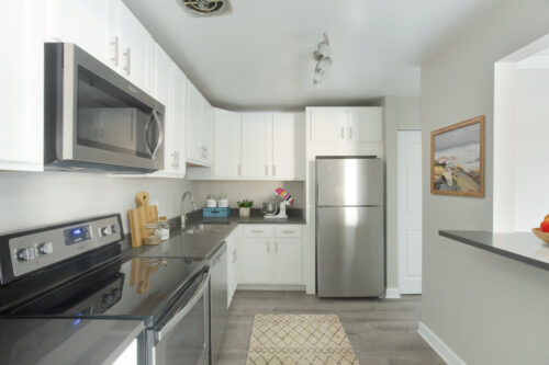 4250 W Lake Avenue #105C, Glenview, IL