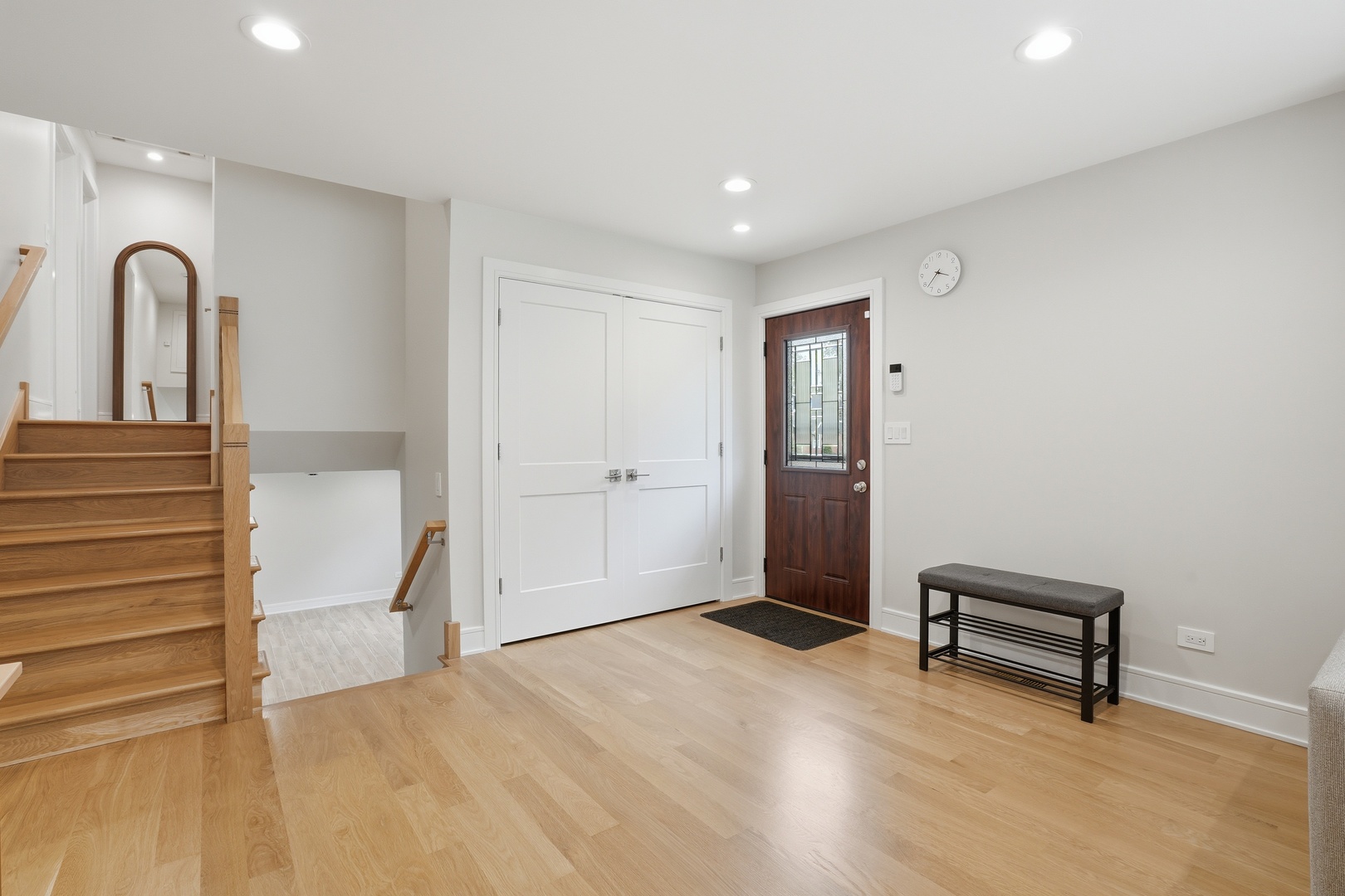 212 E Monterey Avenue, Schaumburg, IL