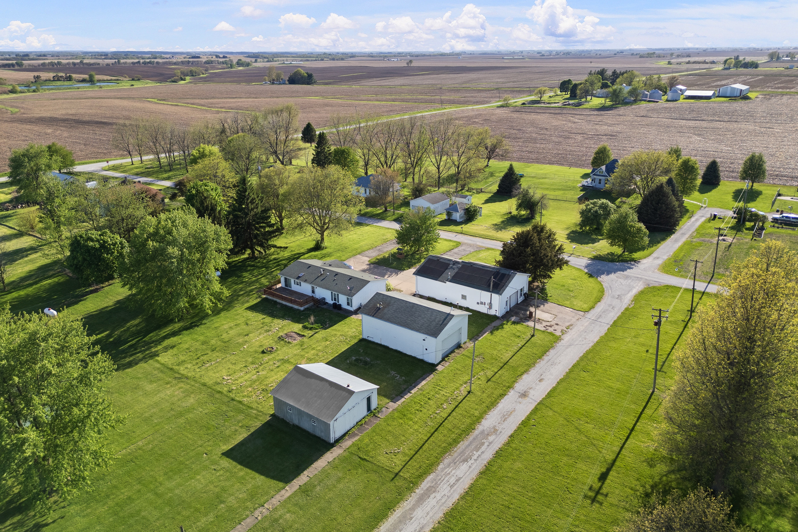 409 233rd Street, Aledo, IL