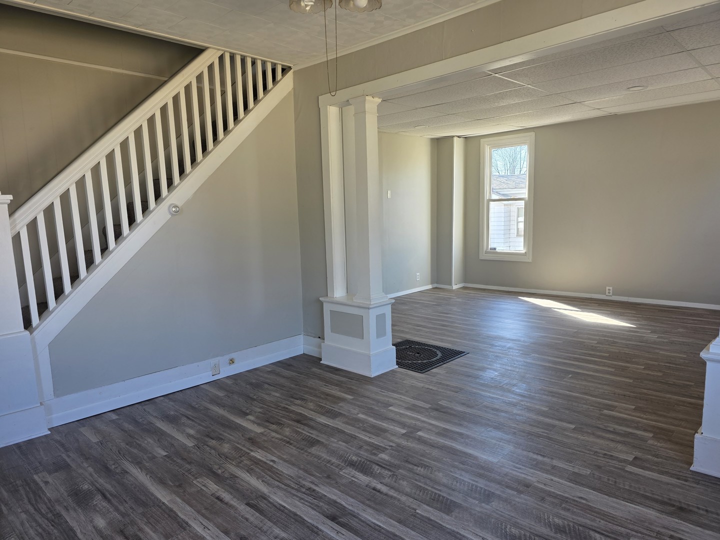 705 8th Street, Sterling, IL