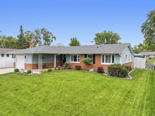801 Delphia Avenue, Elk Grove Village, IL