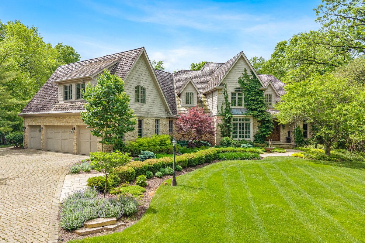 33W551 Hub Road, Wayne, IL
