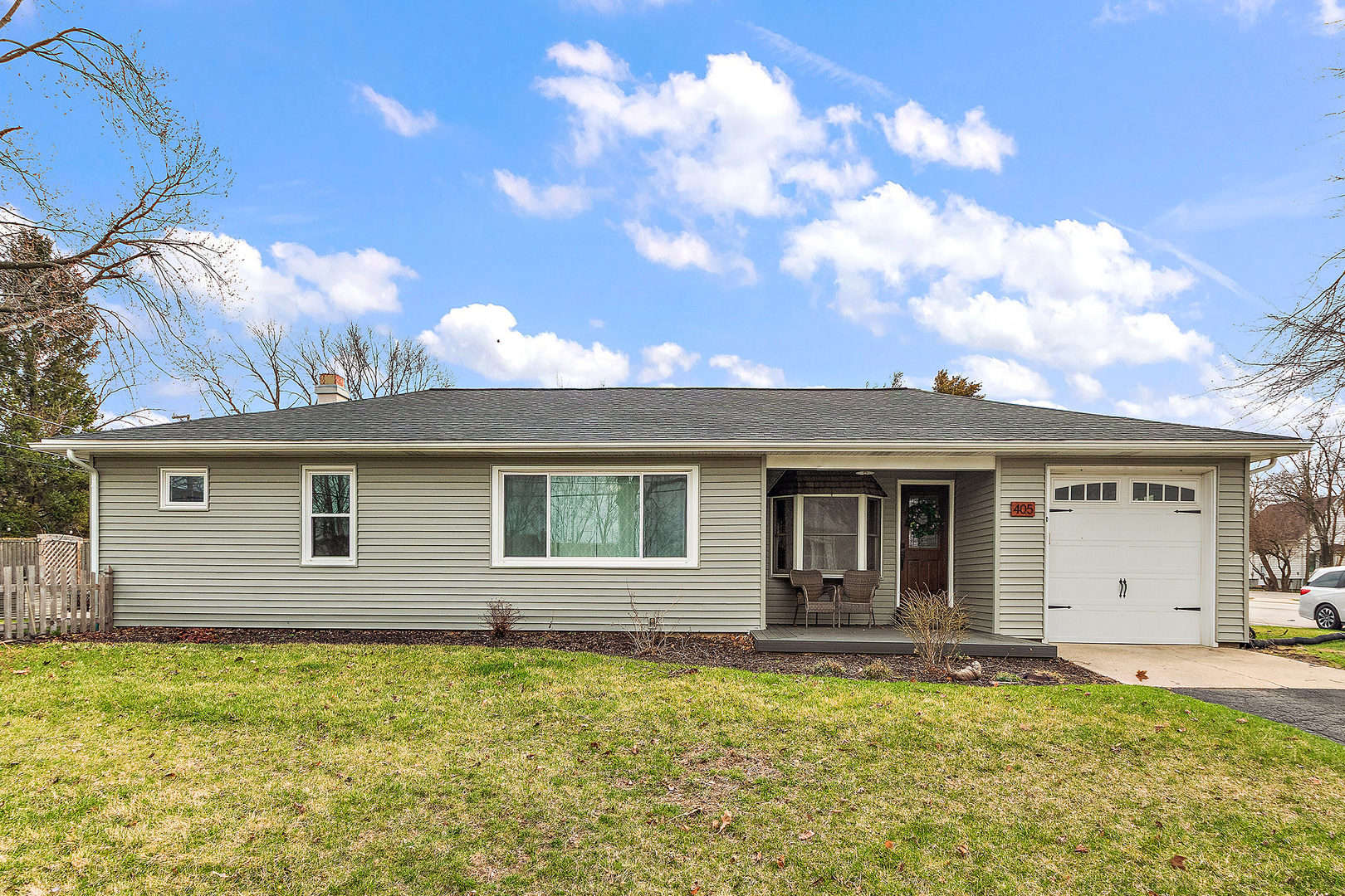405 E North Street, Manhattan, IL