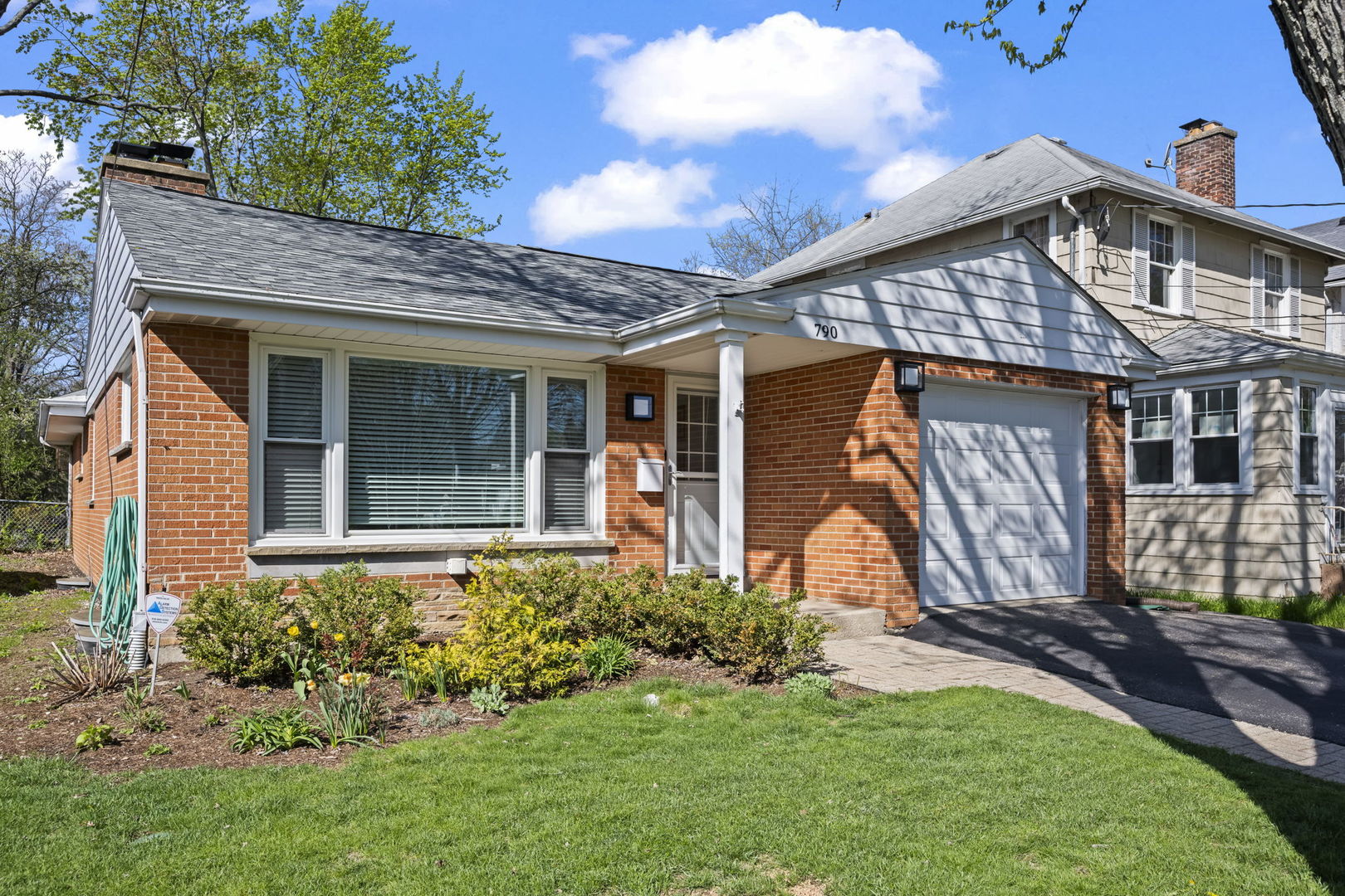 790 Pleasant Avenue, Highland Park, IL
