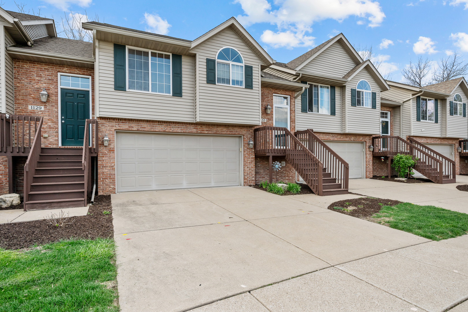 1133 33rd Avenue Circle, Silvis, IL