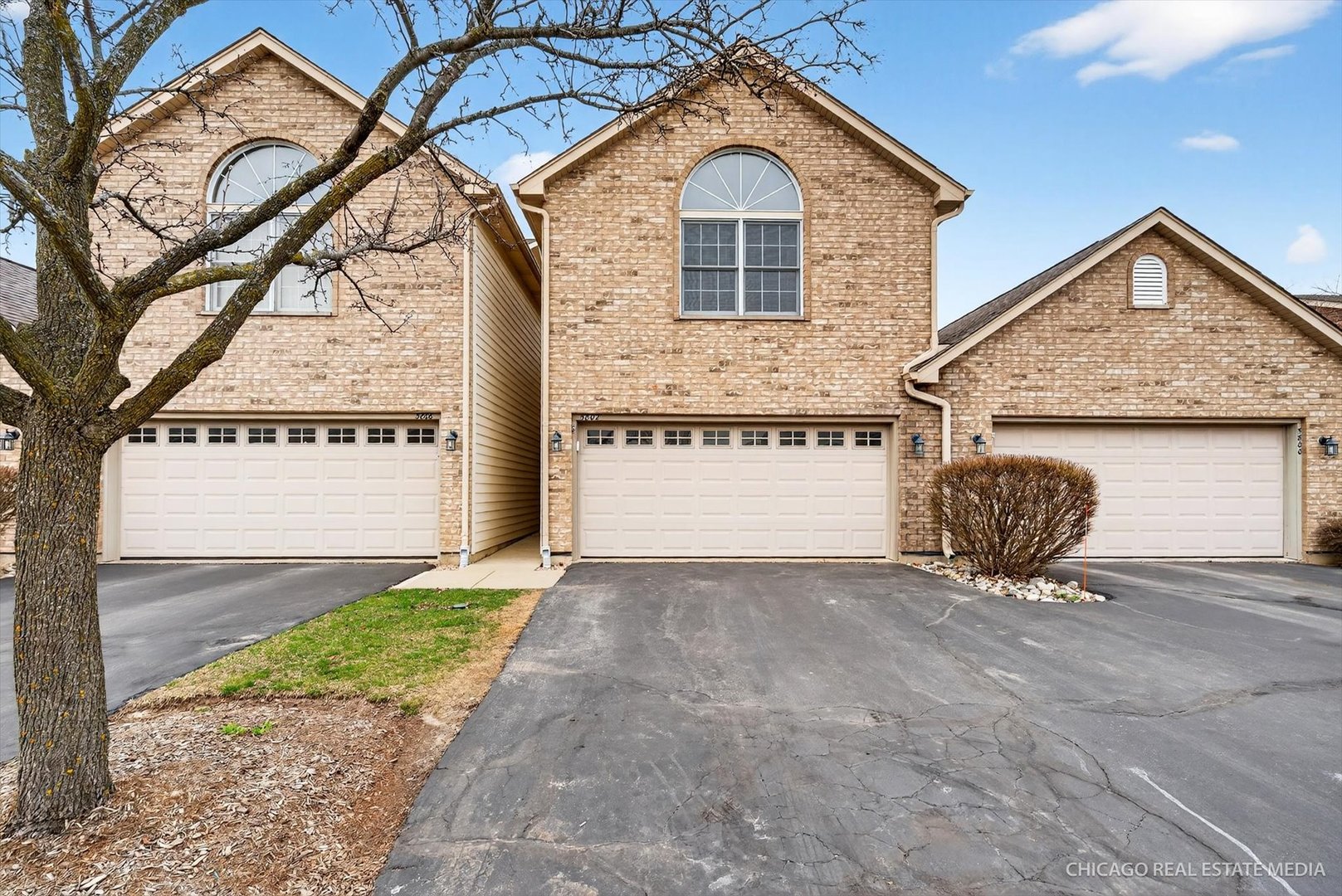 5802 Fieldstone Trail #5802, McHenry, IL