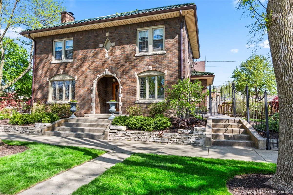 9955 S Hamilton Avenue, Chicago, IL