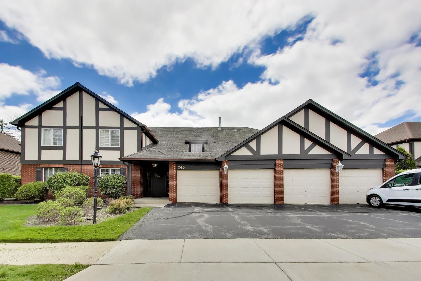 245 Windsor Lane #C, Willowbrook, IL