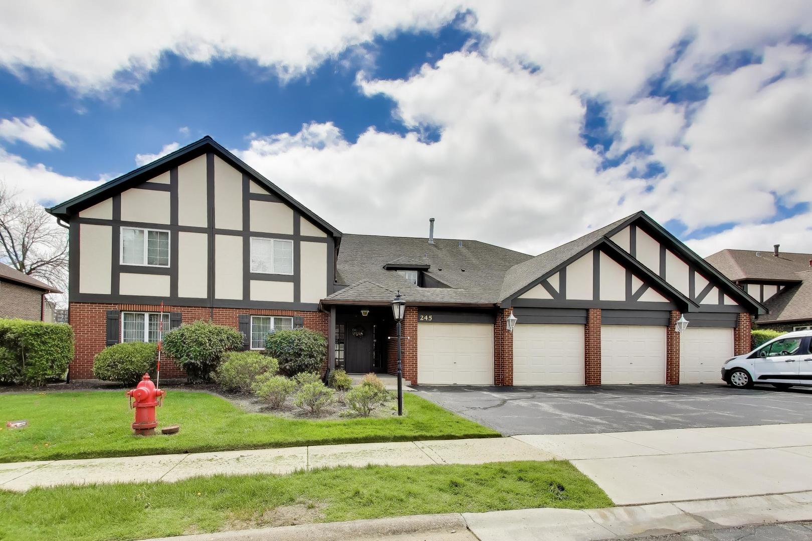 245 Windsor Lane #C, Willowbrook, IL