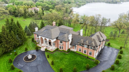 27147 N Chevy Chase Road, Mundelein, IL