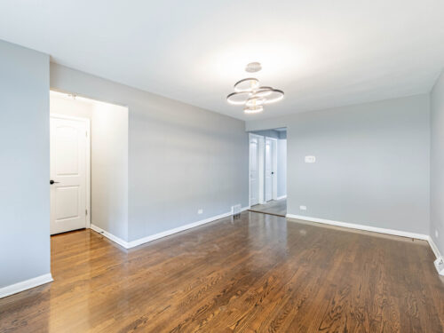 8139 S Exchange Avenue, Chicago, IL