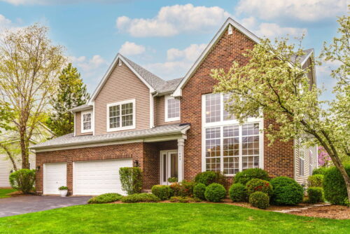 1695 Natures Way, Lindenhurst, IL