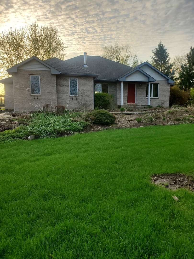 12421 Olson Road, Caledonia, IL