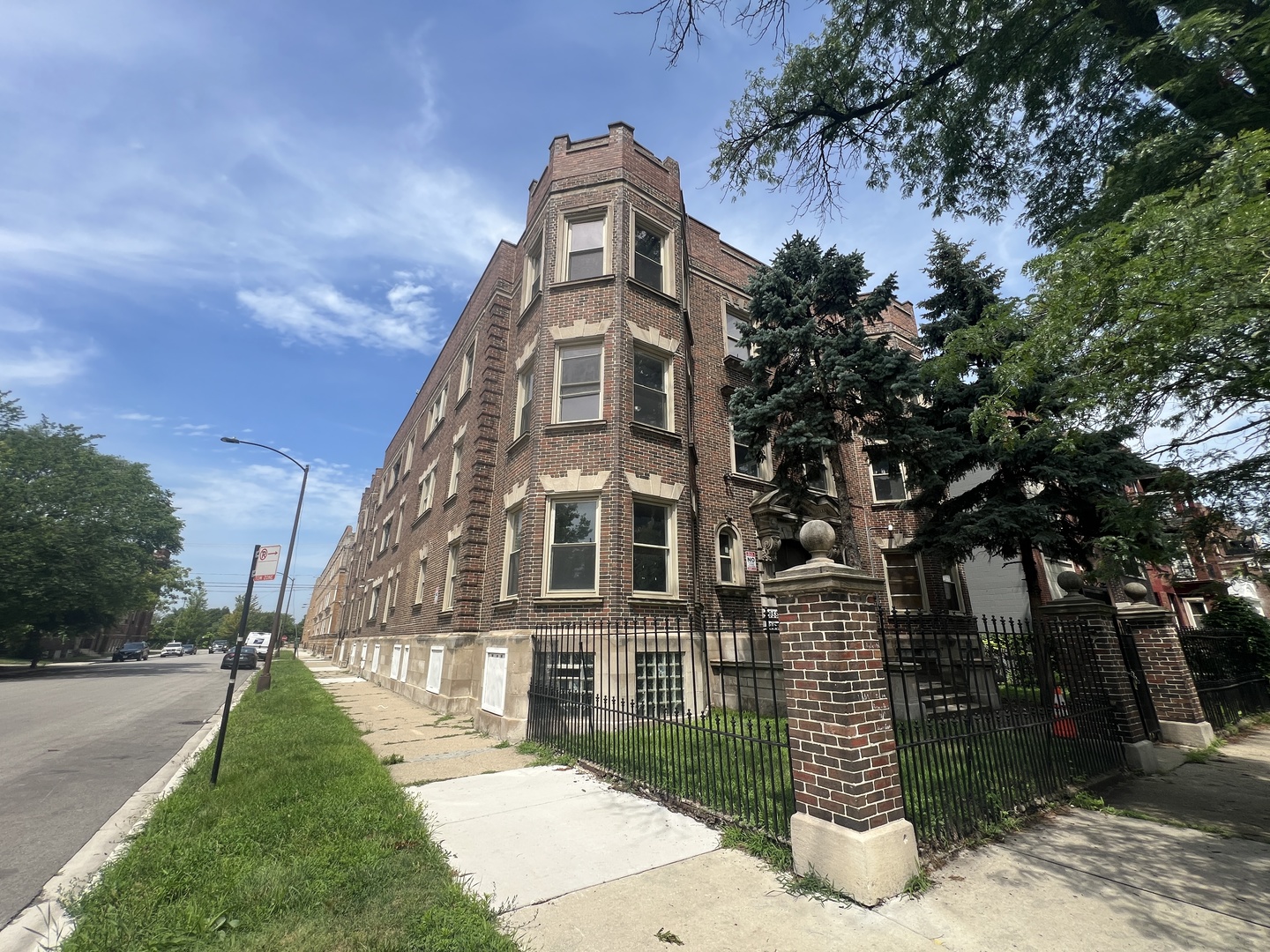 4958 S Michigan Avenue #3S, Chicago, IL