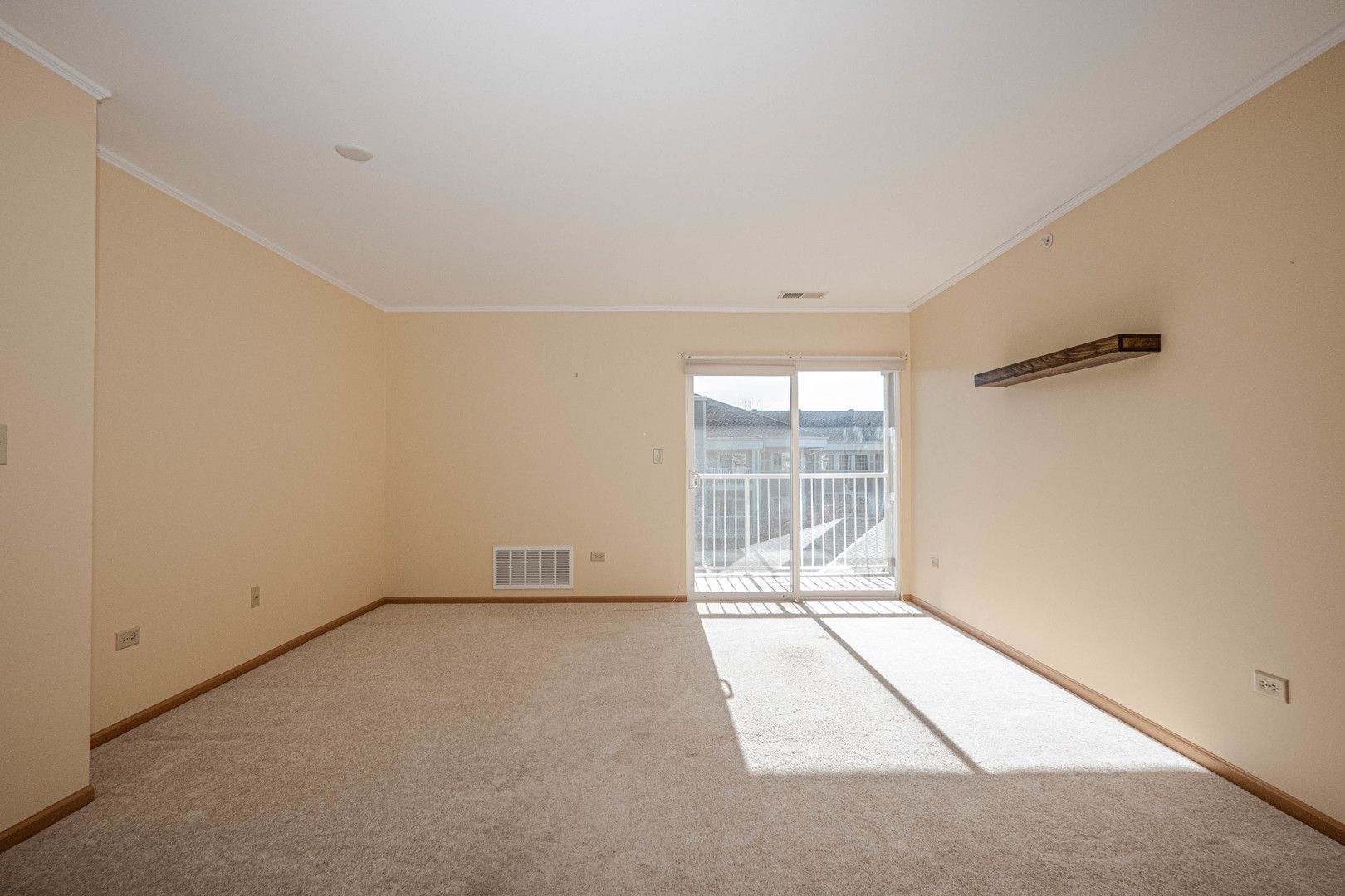 801 N Mclean Boulevard #320, Elgin, IL